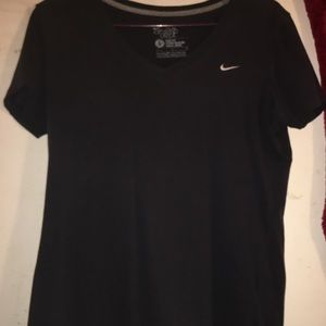 nike t-shirt